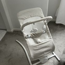 Baby Bouncer/ Automatic Swing