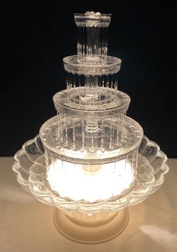 Wedding water fountain 20” inch tall *NEW