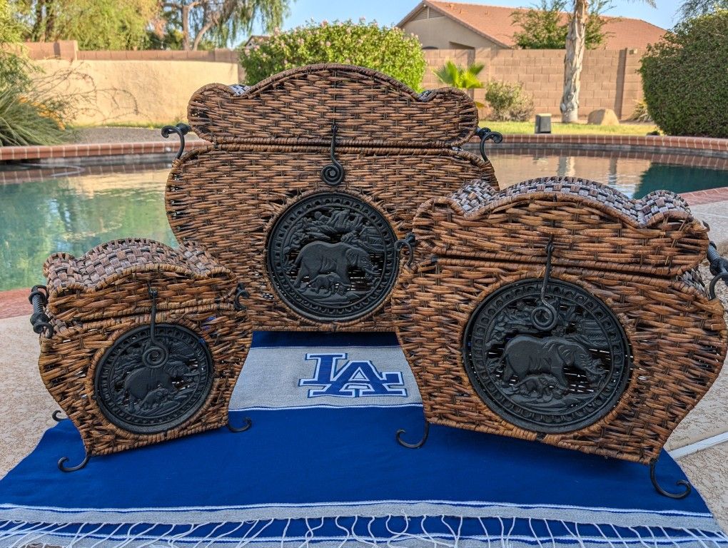 UPDATED $⬇️💰 Antique Wicker & Wrought Iron Chest Set (3) _ beautiful/ unique decor