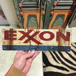 Exxon Sign 