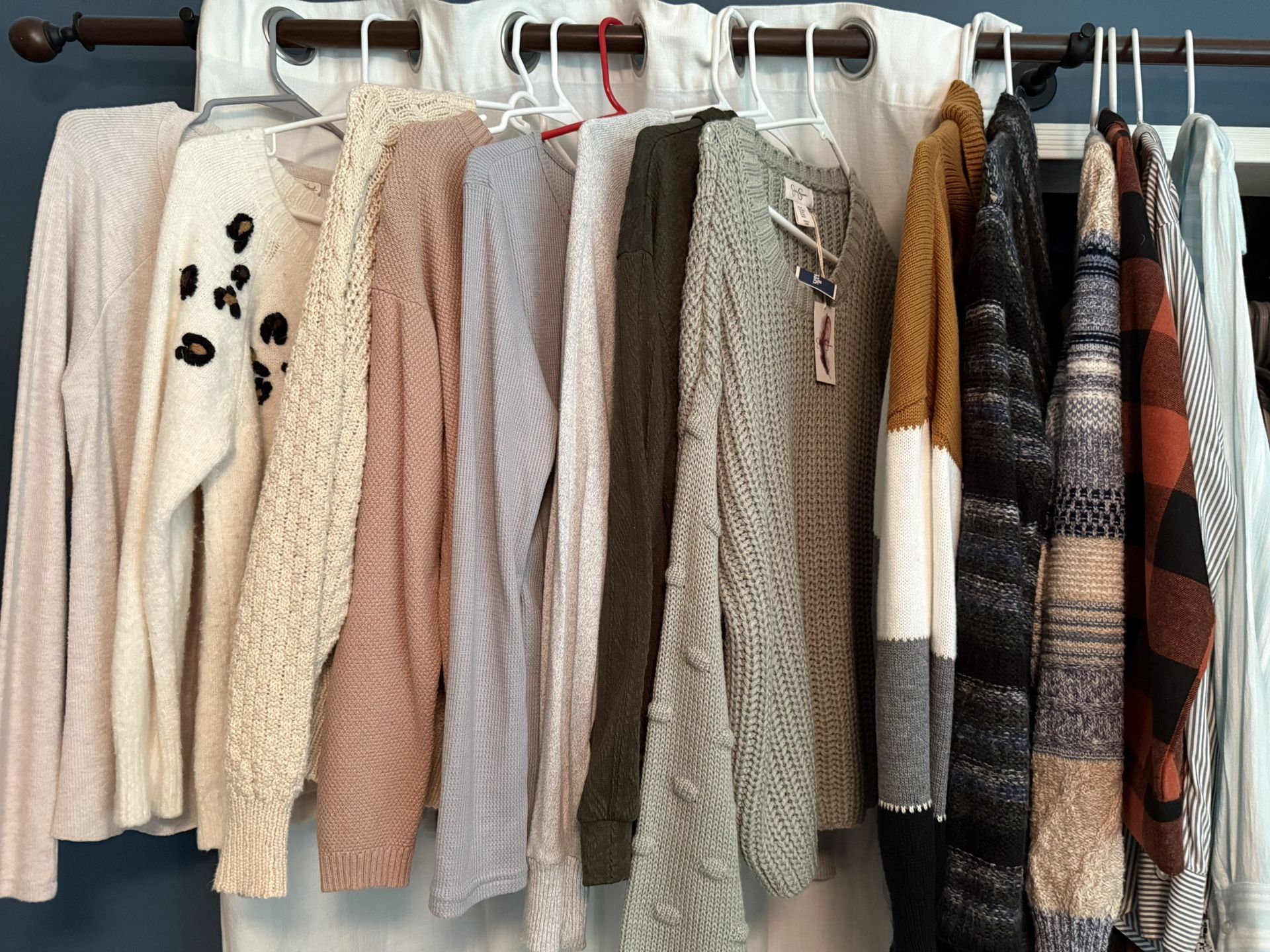 Women’s Clothes- Tons! A Whole New Wardrobe! 