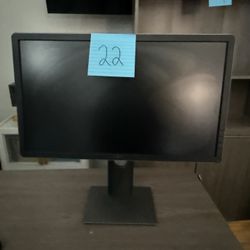 #22 A Dell Computer Screen 