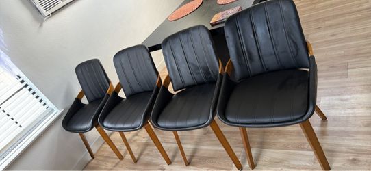 Dining table chairs (4)