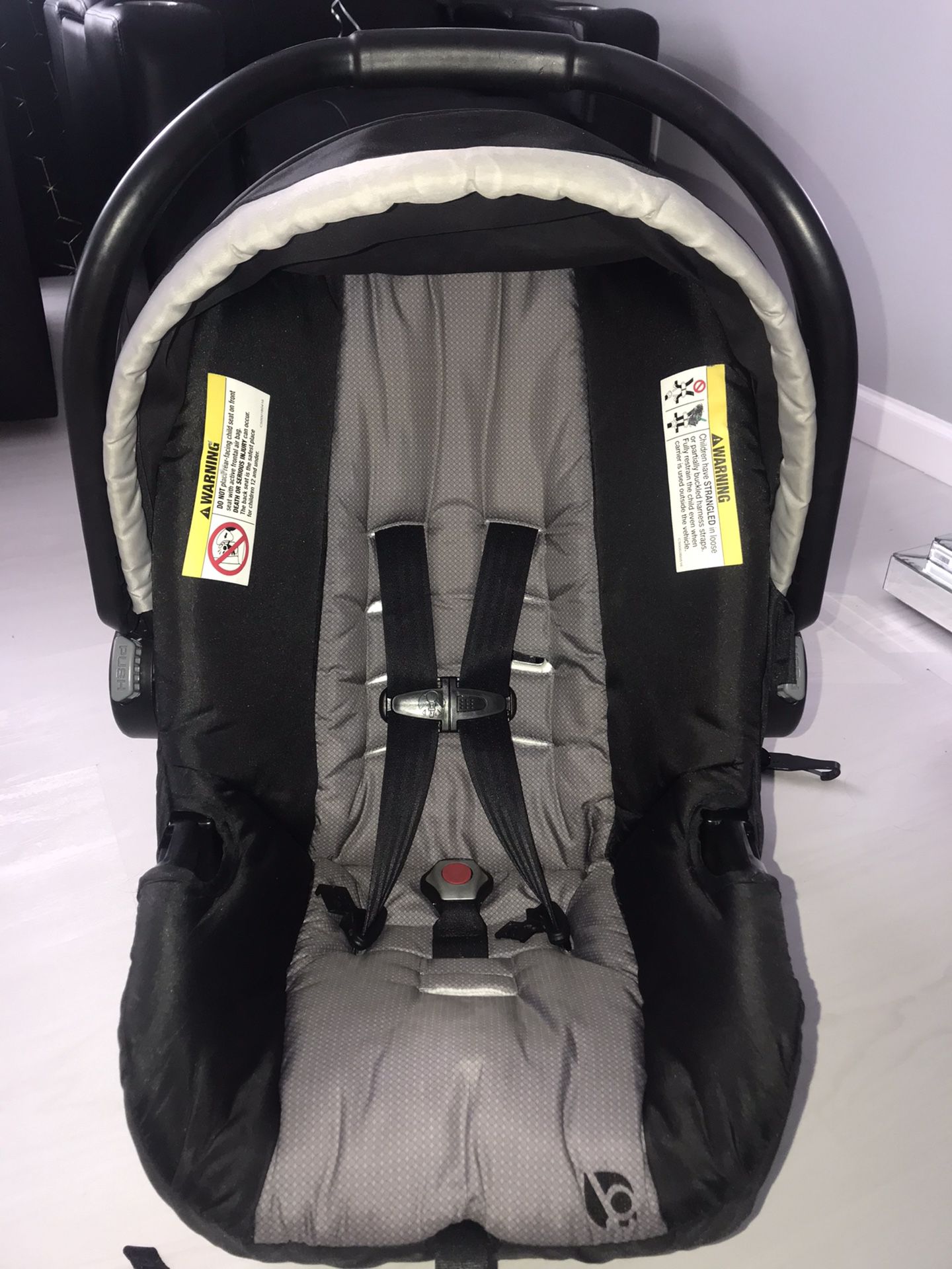 Baby Trend infant car seat