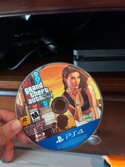 Grand Theft Auto V PS4 Disc and COD 6