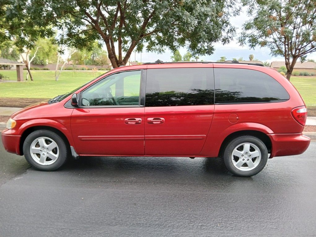 2005 Dodge Caravan/Grand Caravan