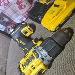 Dewalt 20v XR  Hammer Drill Driver  Battery And Charger.. Firm on Price.. 