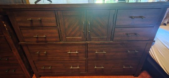Wide dresser
