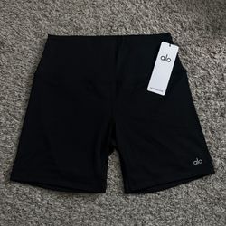 ALO Airlift Energy Shorts