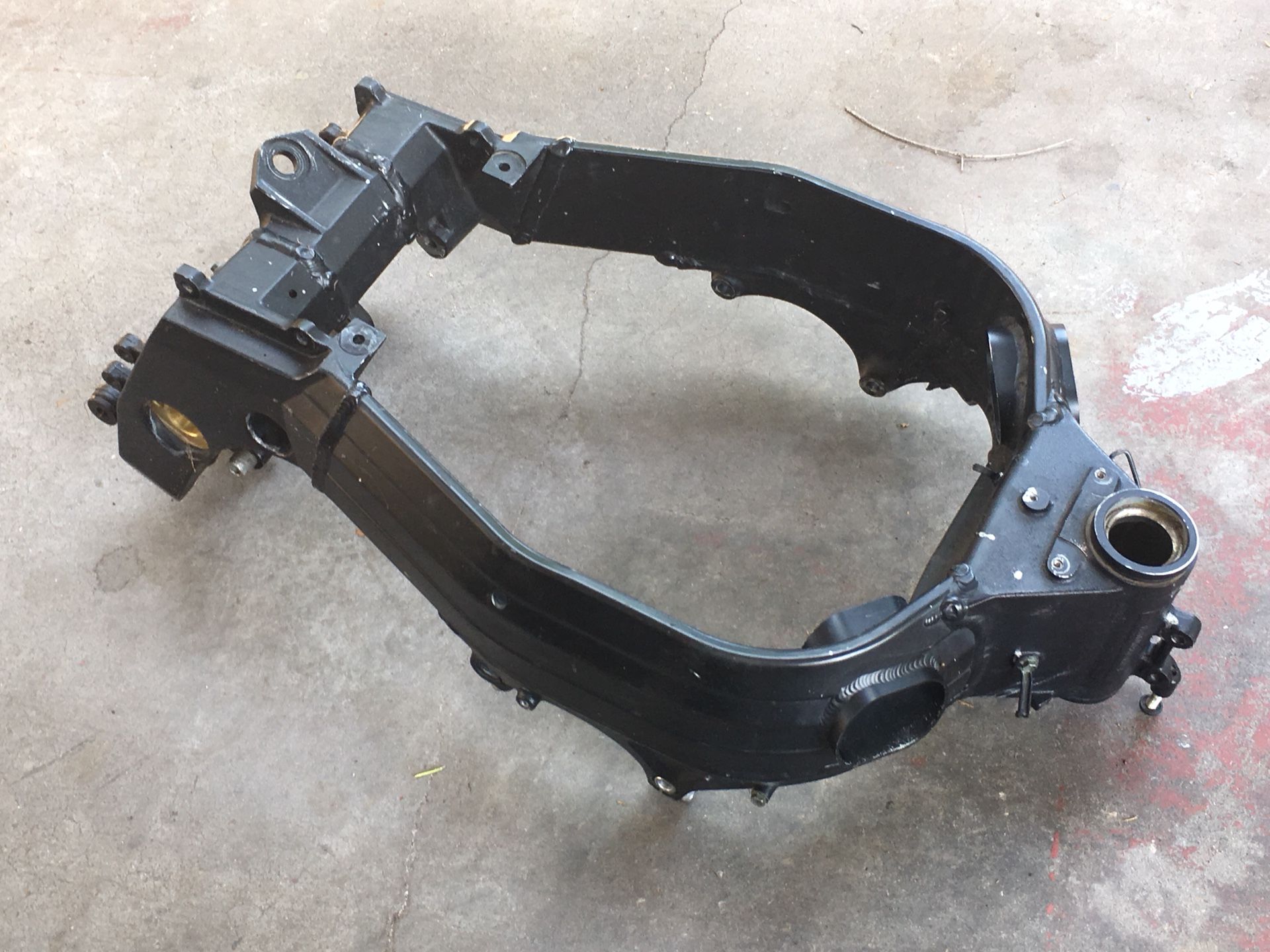 2004 Suzuki GSXR 1000 Frame CLEAN TITLE