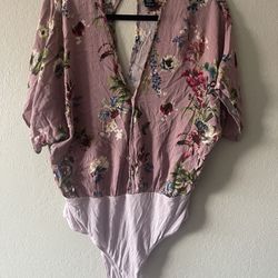 TIMING, Women’s Lavender Floral Print Kimono Sleeve Bodysuit, Size L