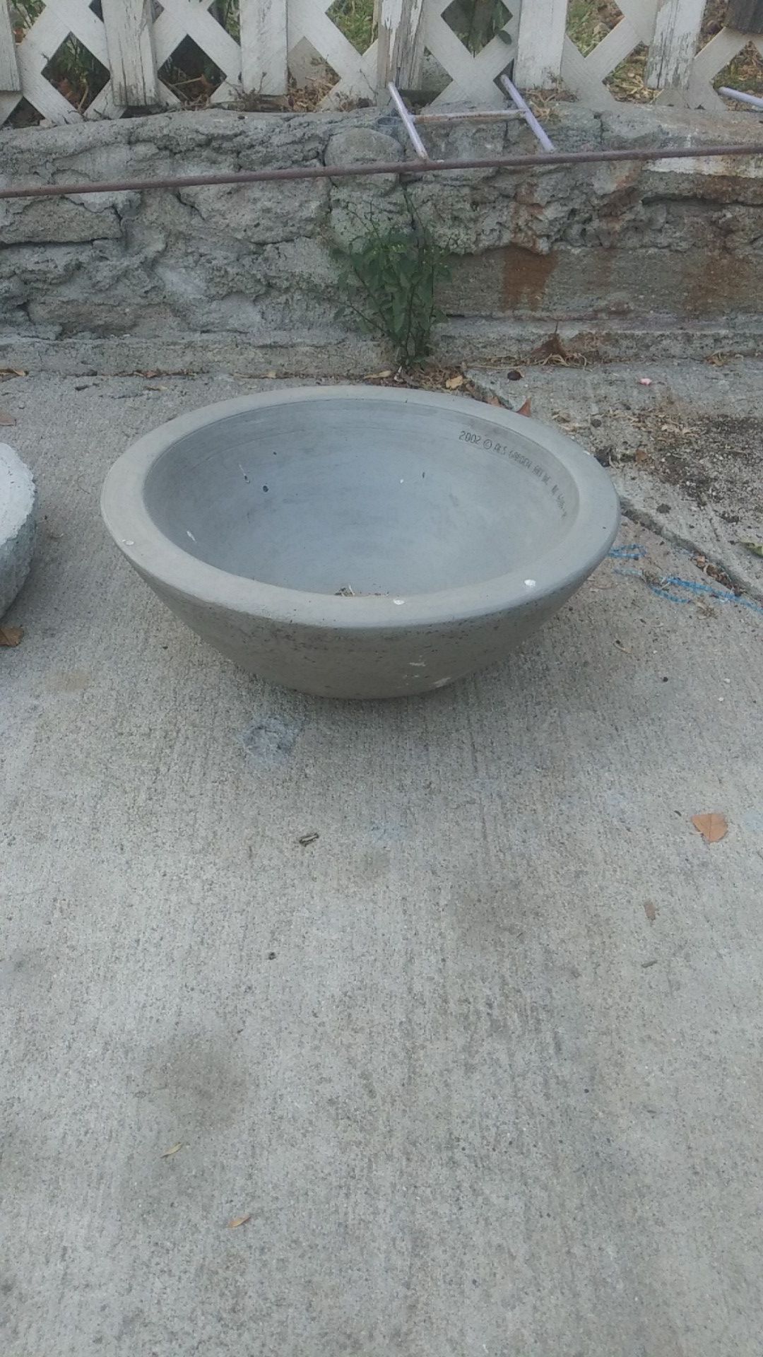 Cement bowl for a fountain or whatever you like