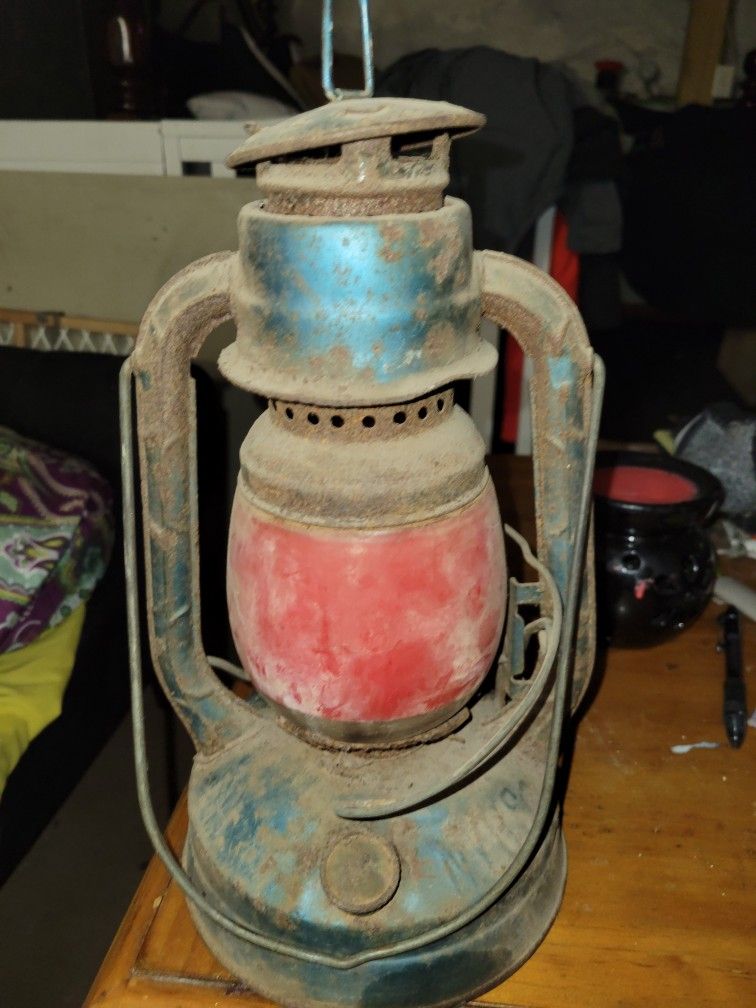 little giant railroad oil lamp