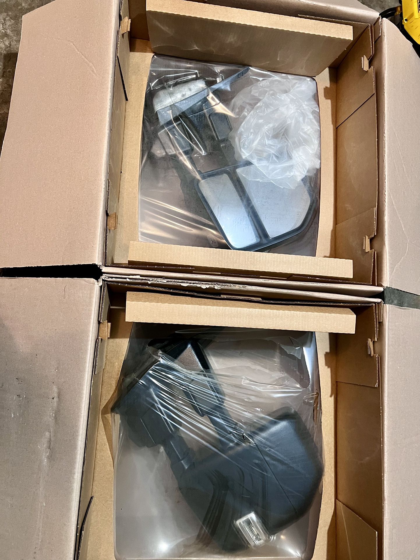 21-23 F150 Tow Mirrors 