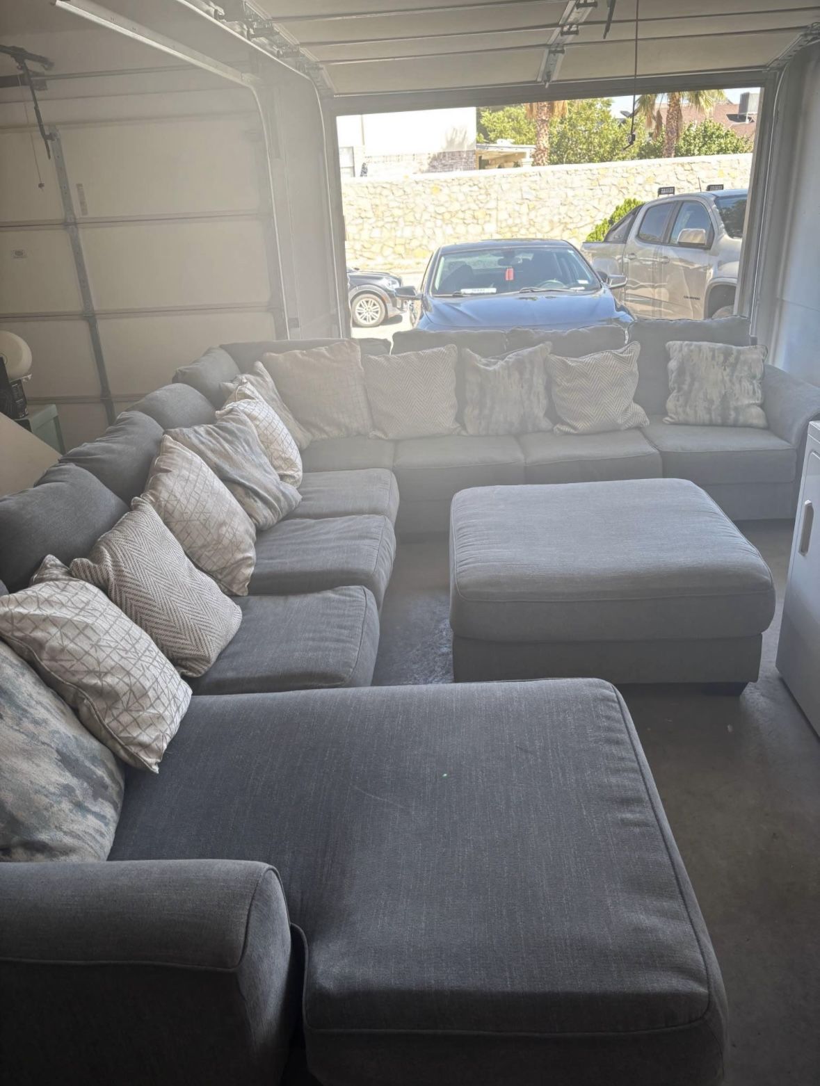 Grey Ashley Sectional Couch With Ottoman 