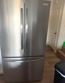Refrigerator in Great Condition