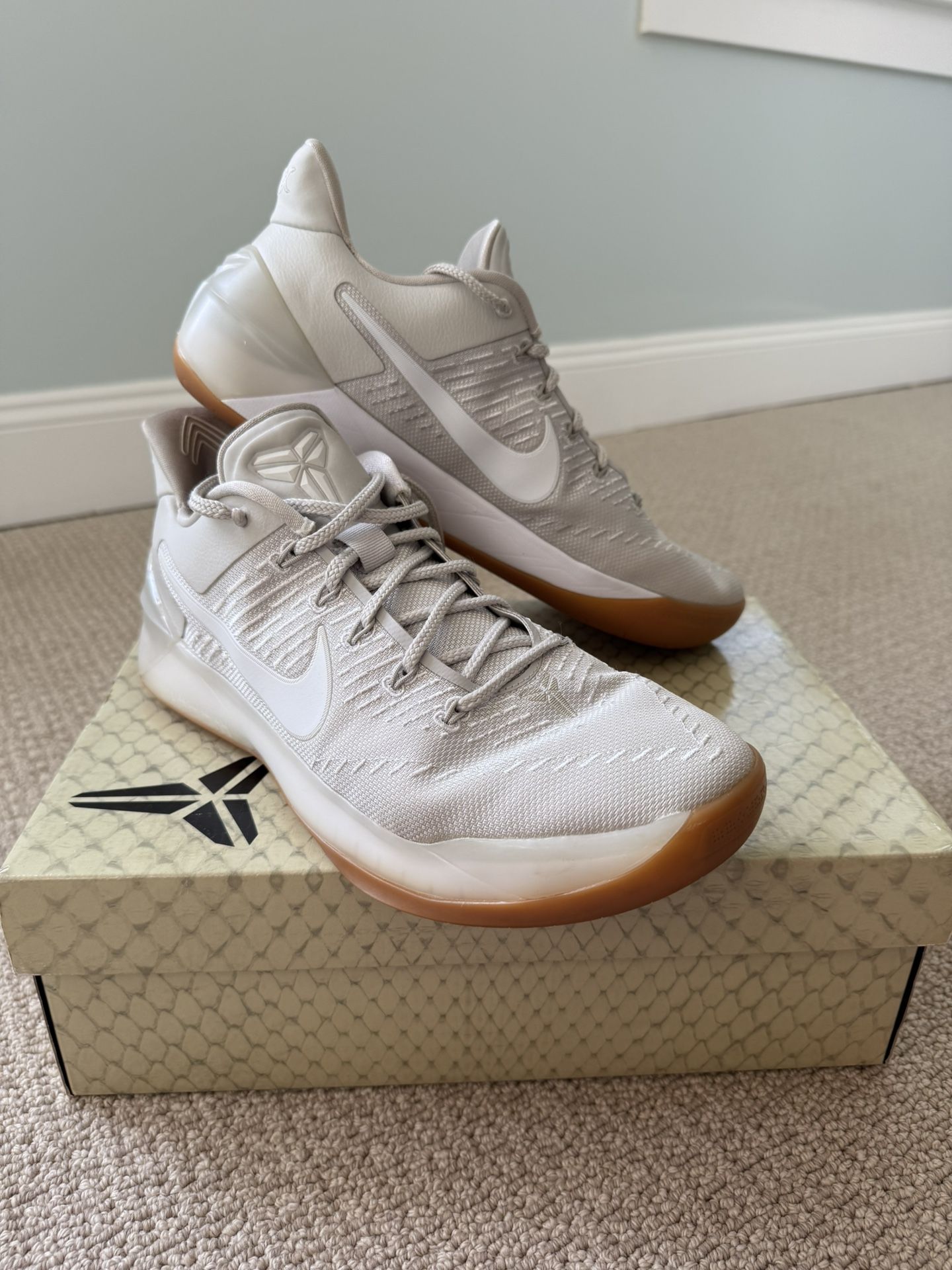 Nike Kobe AD Light Bone Mens Size 10.5