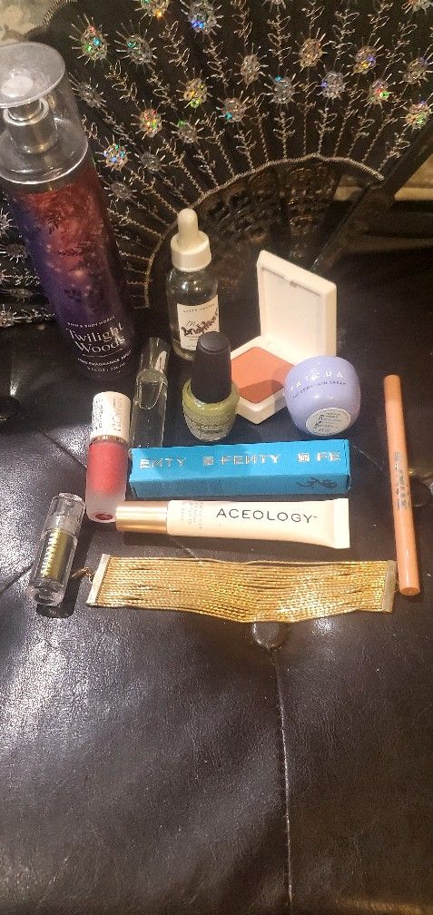 Make Up Bundle