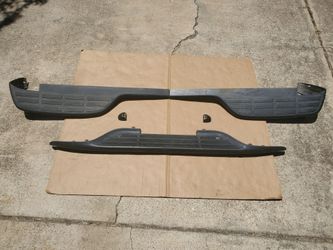 99-06 Chevrolet Silverado Rear Bumper Plastic Step Pad Set