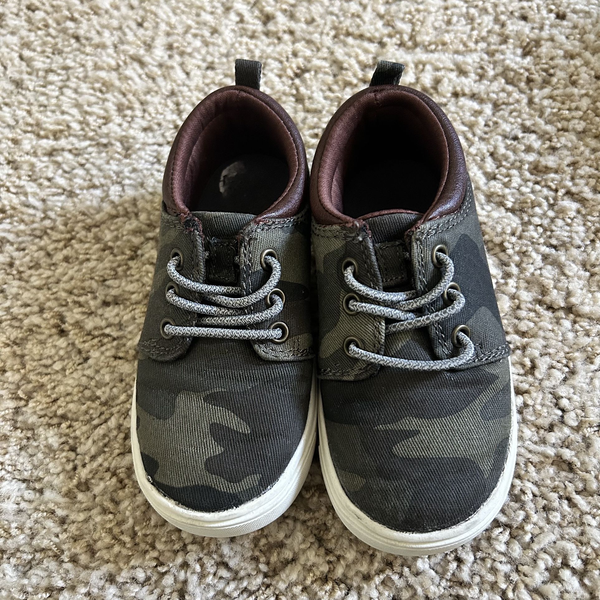 Carter’s Camo Camouflage Toddler Shoes Size 9