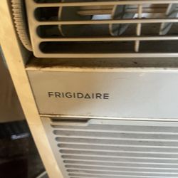 Frigidaire Window Air Conditioner 