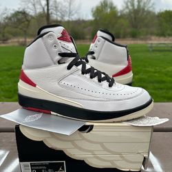 Jordan 2 Chicago size 9 men