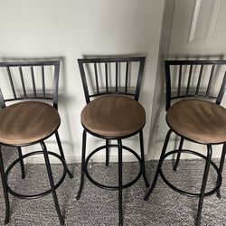 3 Bar Stools