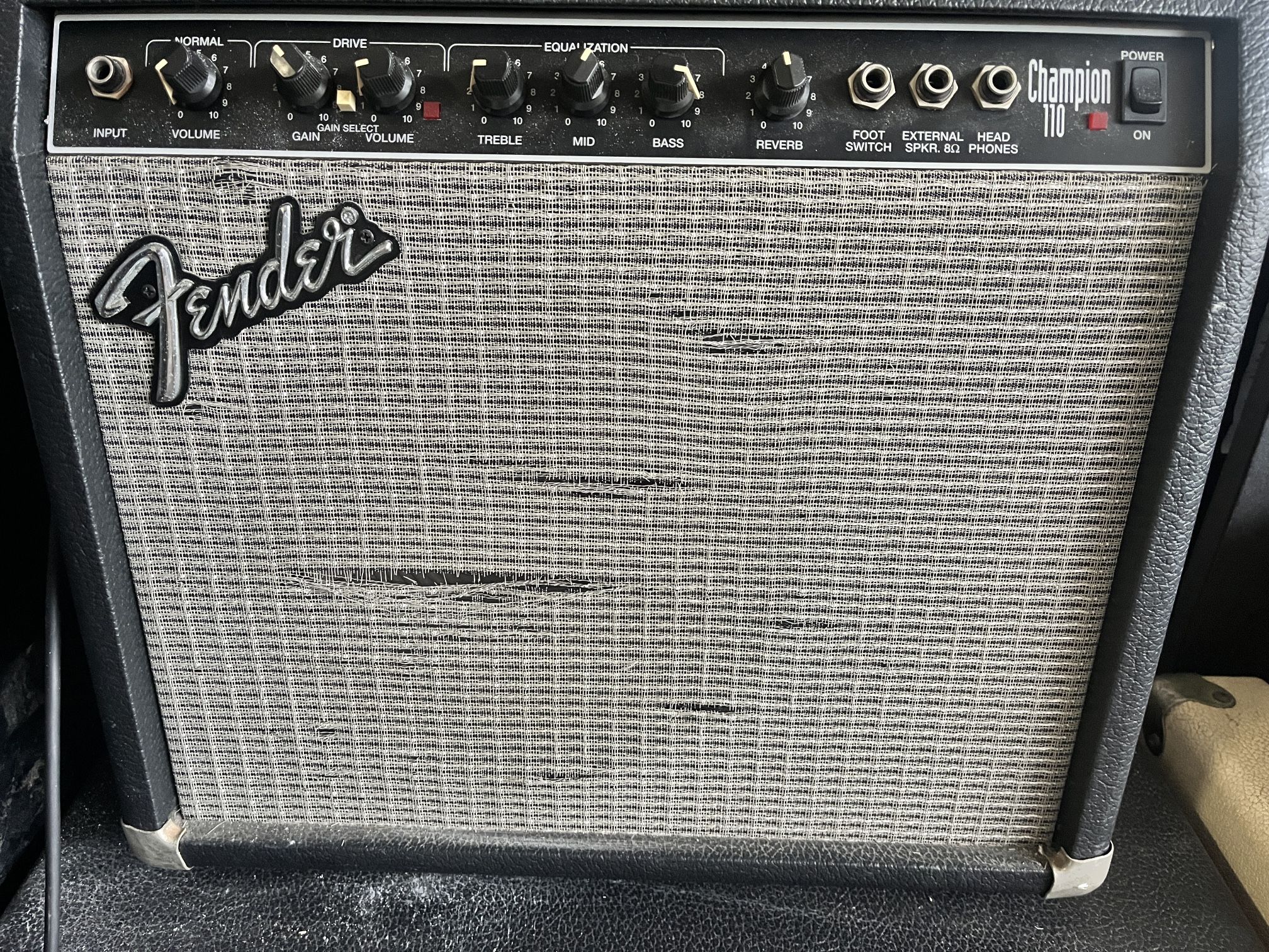 Fender Champion 110 Solid State Amp