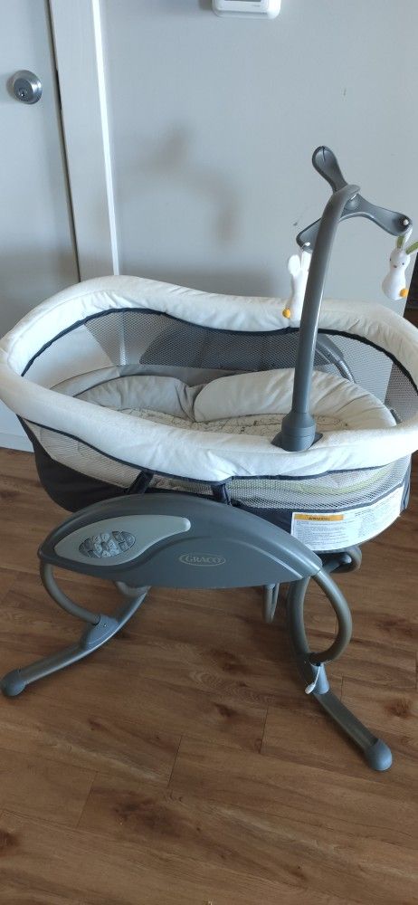 Graco Gliding Swing 