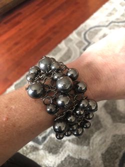Dark silver big beads bracelet