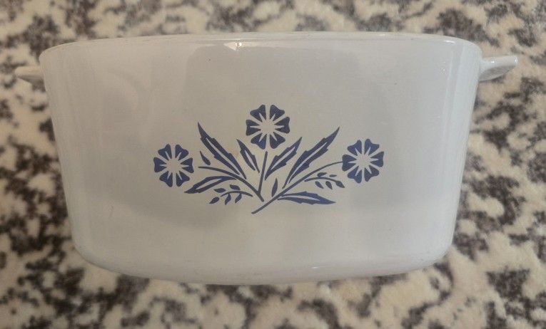 Vintage Corning Ware Cornflower Casserole Dish 8 04 A- 3-B 3 LIter