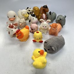 Lot of Kids Animals Plastic Toys!