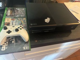 Original Xbox One Console Bundle (Model 1540) – Tested & Working