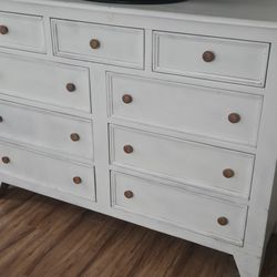9 drawer dresser