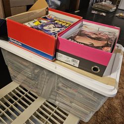 540+ mostly DC comic books