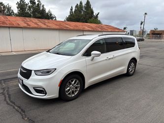 2022 Chrysler Pacifica