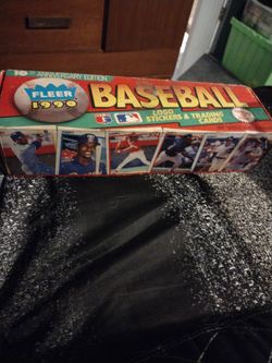 1990 FLEER BASEBALL CARDS COMPLETE SET