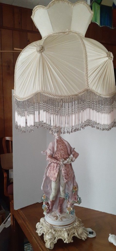 NICE VERY RARE Vintage Capodimonte Lamp