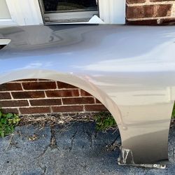 Fender G37 Infiniti Driver Side Oem Silver Sedan