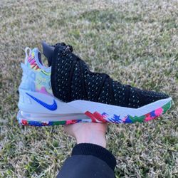 Size 10 Mens - Nike LeBron 18 James Gang 2020