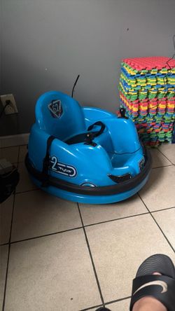 Toy car