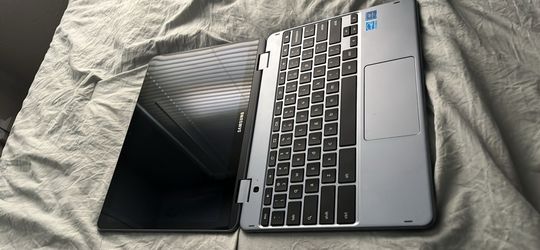 Samsung Chromebook Plus V2