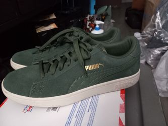 PUMA Smash v2 Mens size 9