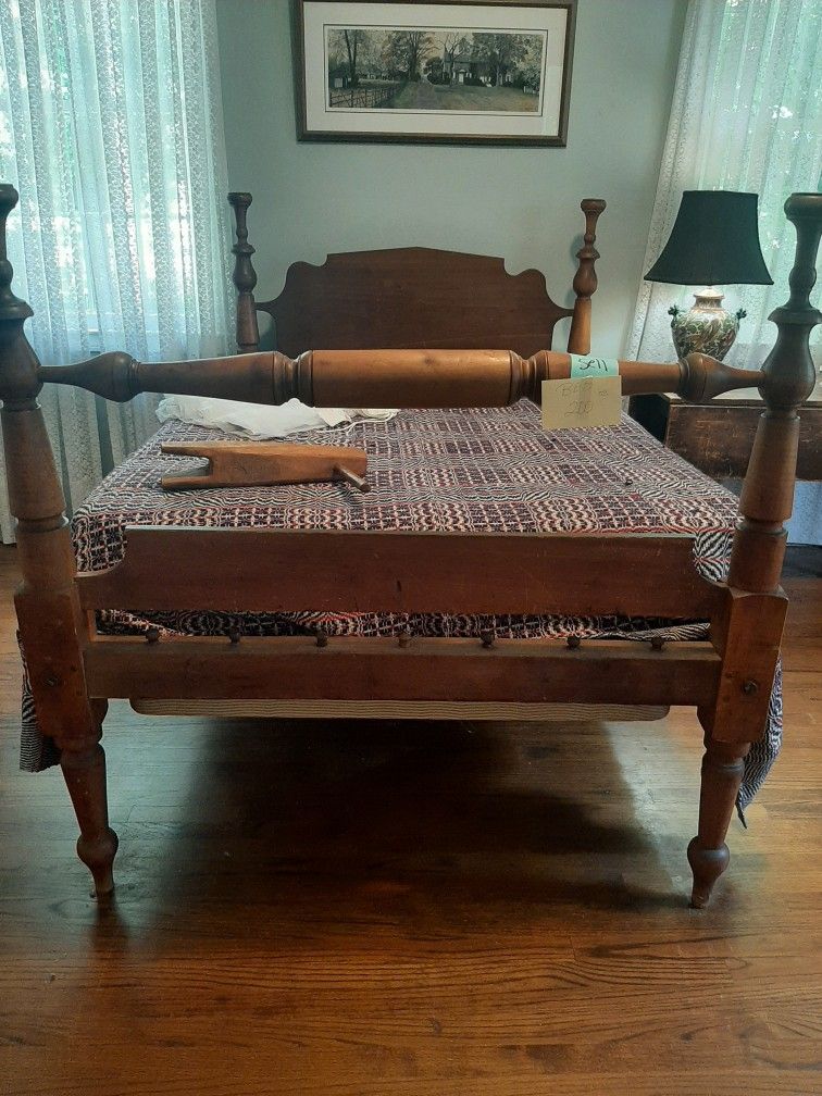Former Rope Bed With Crank /converted