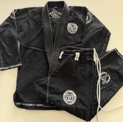 Brazilian Kimono Jiu-jĆtsu