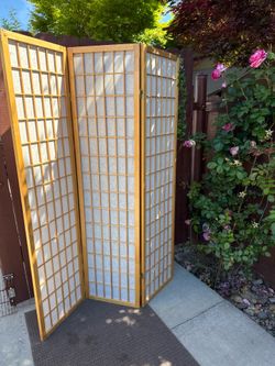 Tri- Fold  partition dividers