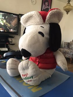 Snoopy stuffed animal
