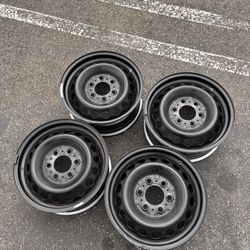 16" OEM Mercedes Sprinter 2500 Steel Wheels