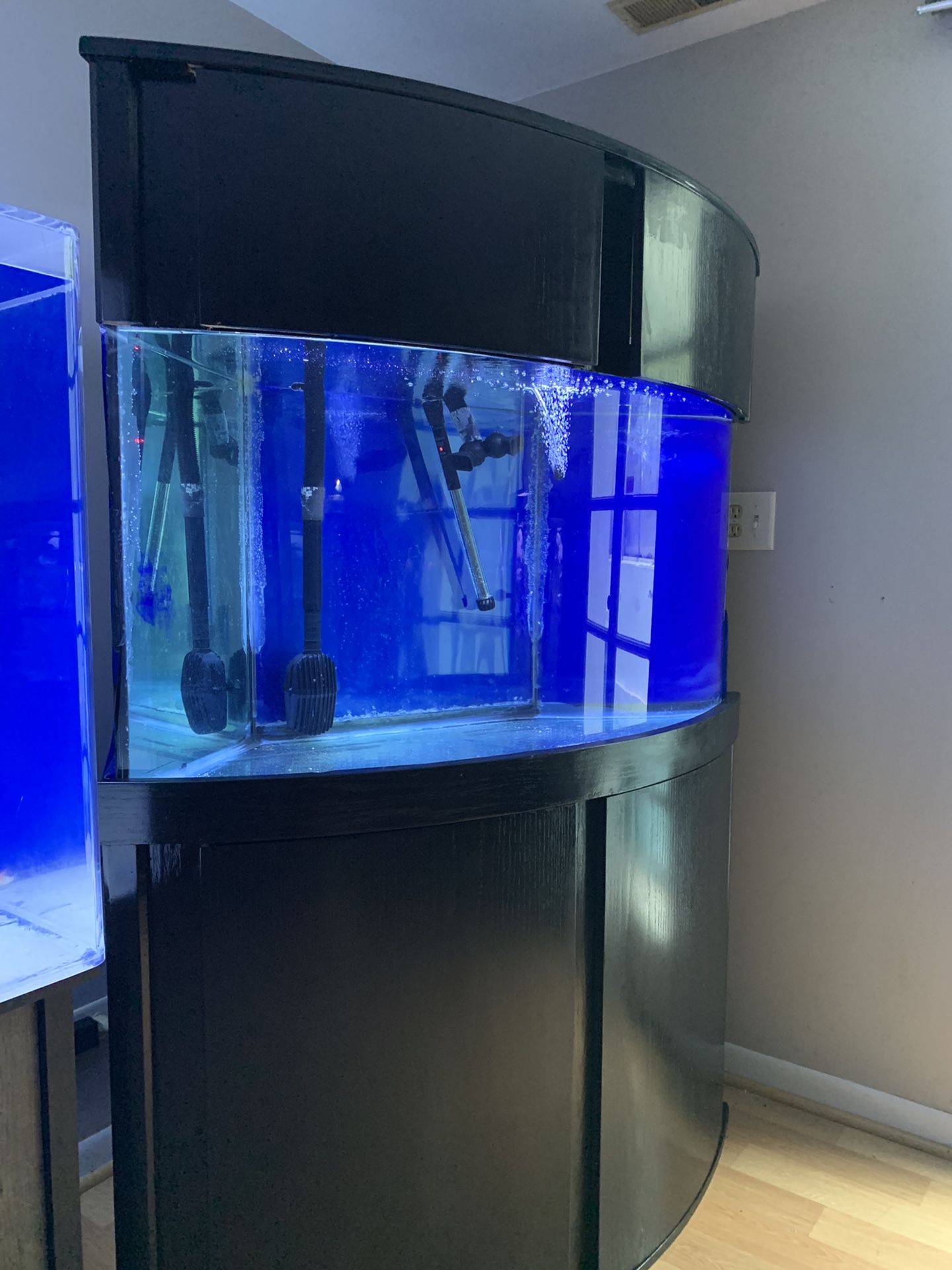 90 gallon Fish Tank And Stands FLUVAL FX4 Heat Air pump LED light