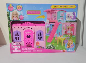 Barbie Club Chelsea Pop-Up House playset